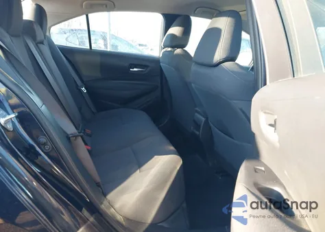 2021 Toyota Corolla Le z USA, uszkodzony, nr VIN 5YFEPMAE5MP183801